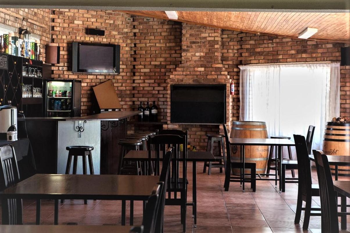 The Lazy Grape Guest Lodge & Spa Бенони Экстерьер фото