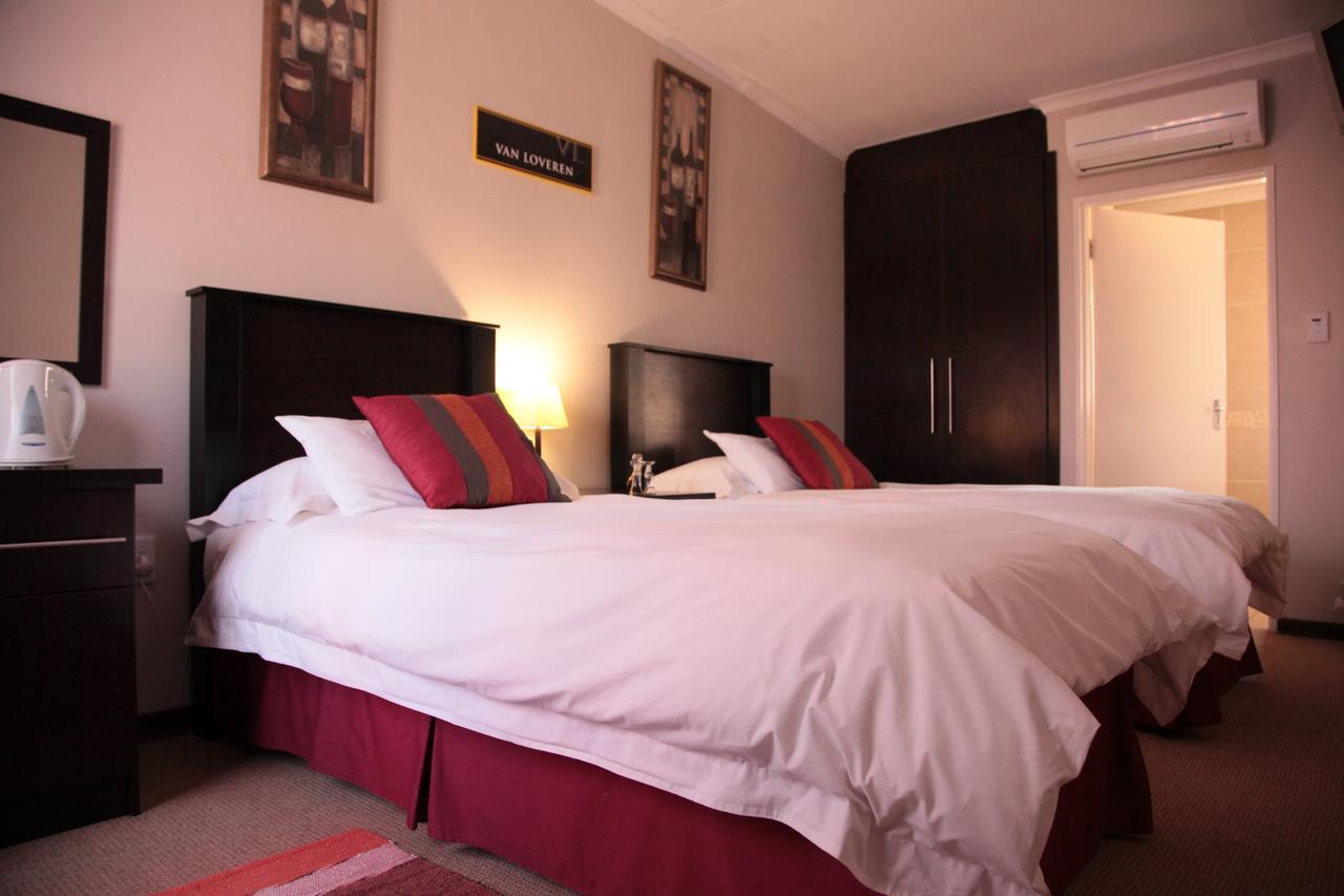 The Lazy Grape Guest Lodge & Spa Бенони Экстерьер фото